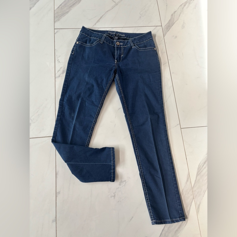 Myth of Jade Straight legs Jeans in Deep Indigo